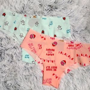 VS PINK Christmas Holiday Panty set NWT!